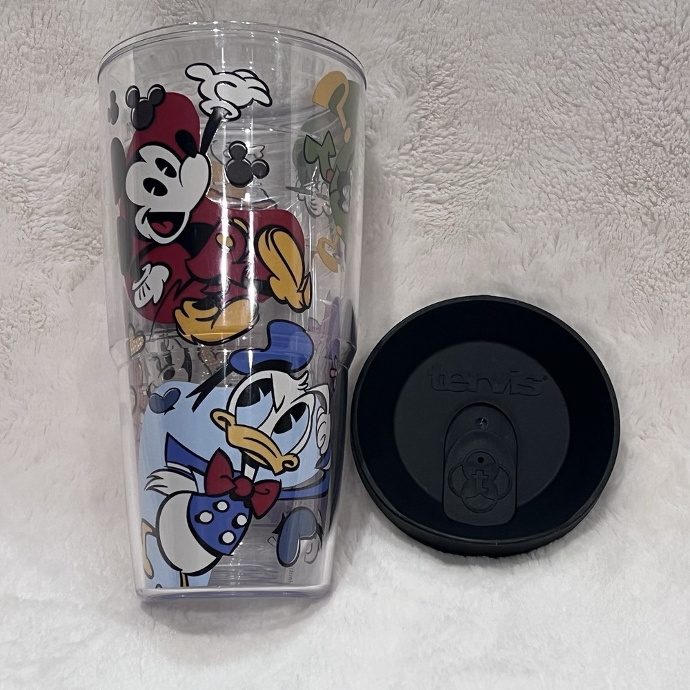 Disney Tervis Tumbler Mickey Minnie Goofy Donald Daisy Etc. Insulated w Lid NWOB